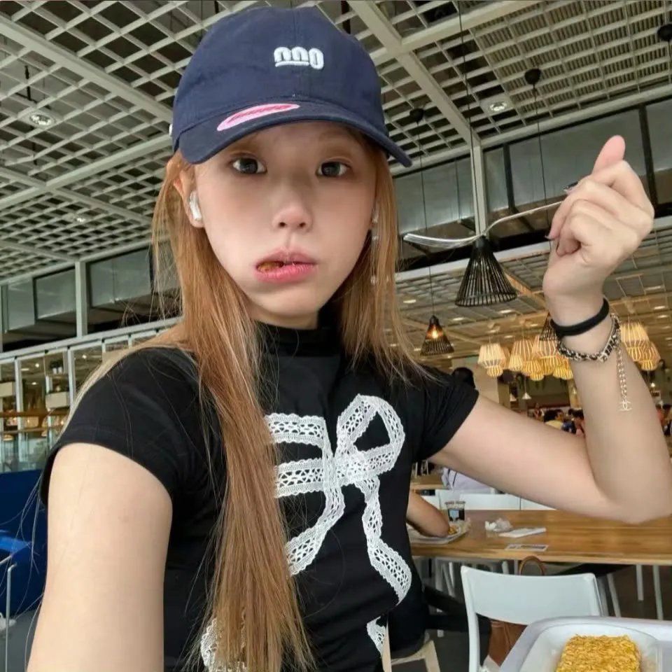 湛蓝青春海